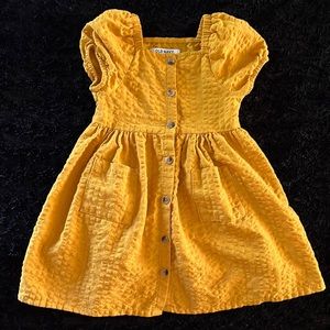 Old Navy waffled button up dress. 3T. Great condition. Mustard color- adorable!